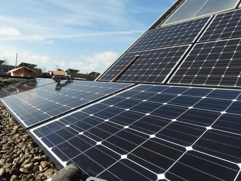 HERA et REPowerEU : quand santé et énergie deviennent des enjeux de sécurité